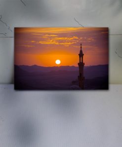 تابلو عکس غروب آفتاب از مناره شهر