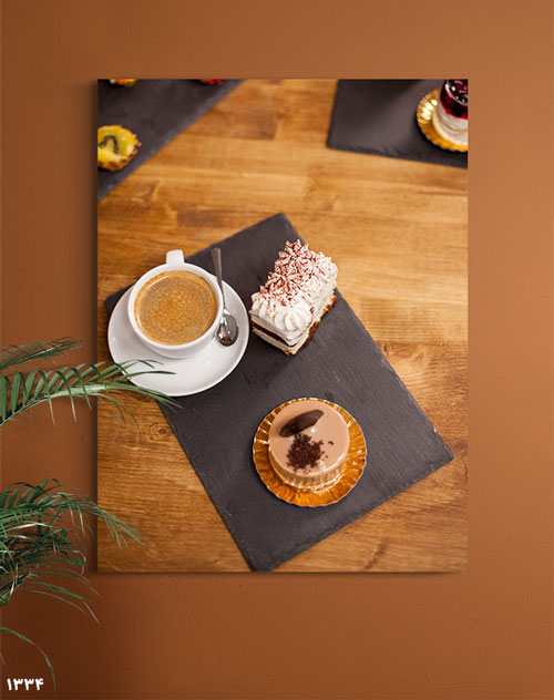 تابلو برای کافه طرح کیک خامه و قهوه دلچسب