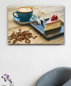 تابلو برای کافه طرح رولت در کنار لاته و دانه های قهوه