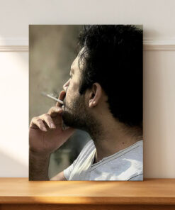 تابلو محسن چاوشی با سیگار