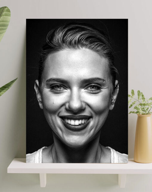 تابلو اسکارلت جوهانسون طرح سیاه و سفید