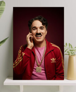 تابلو چارلی چاپلین با لباس آدیداس
